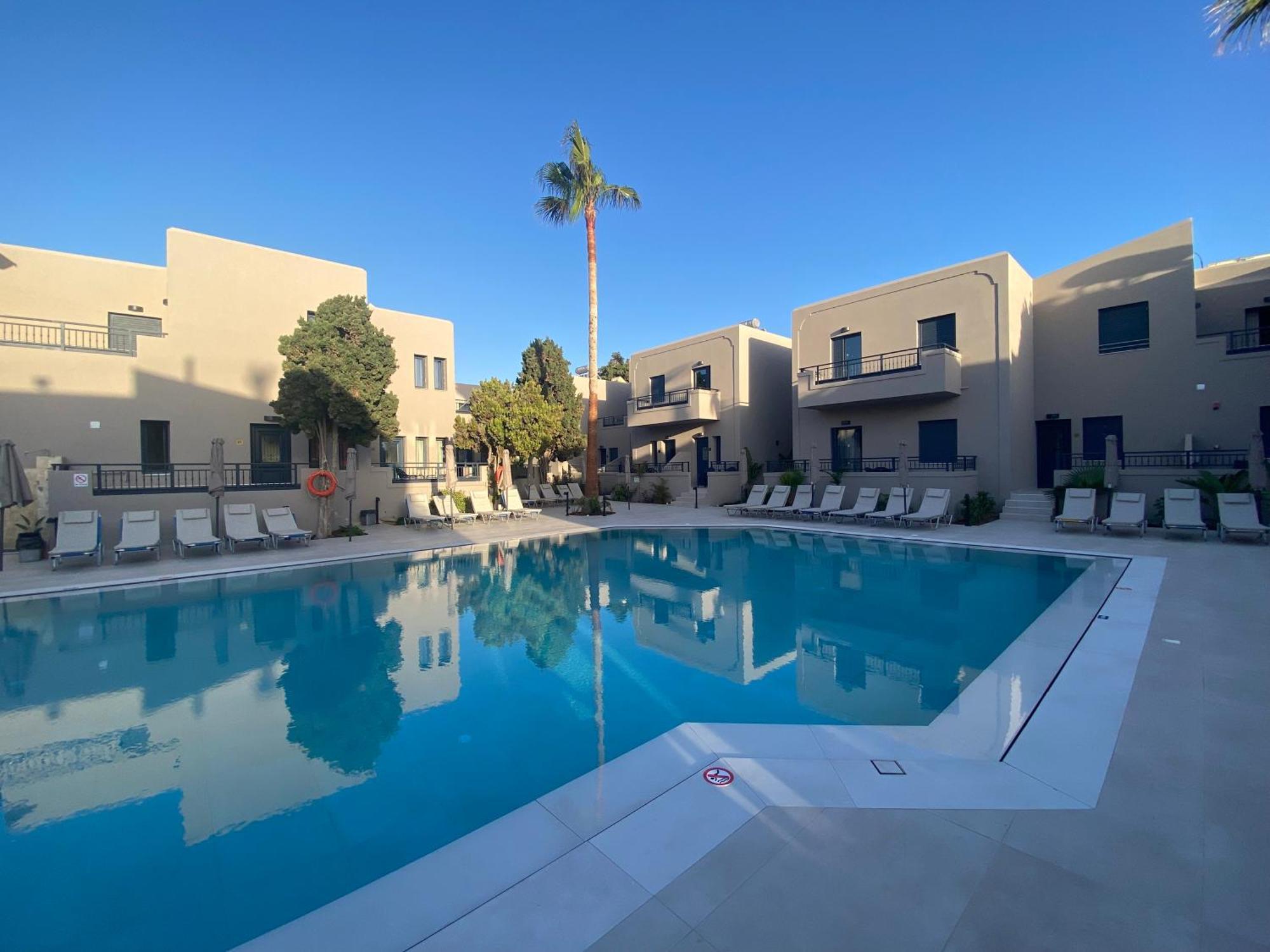 Blue Aegean Hotel & Suites Gouves Exterior photo