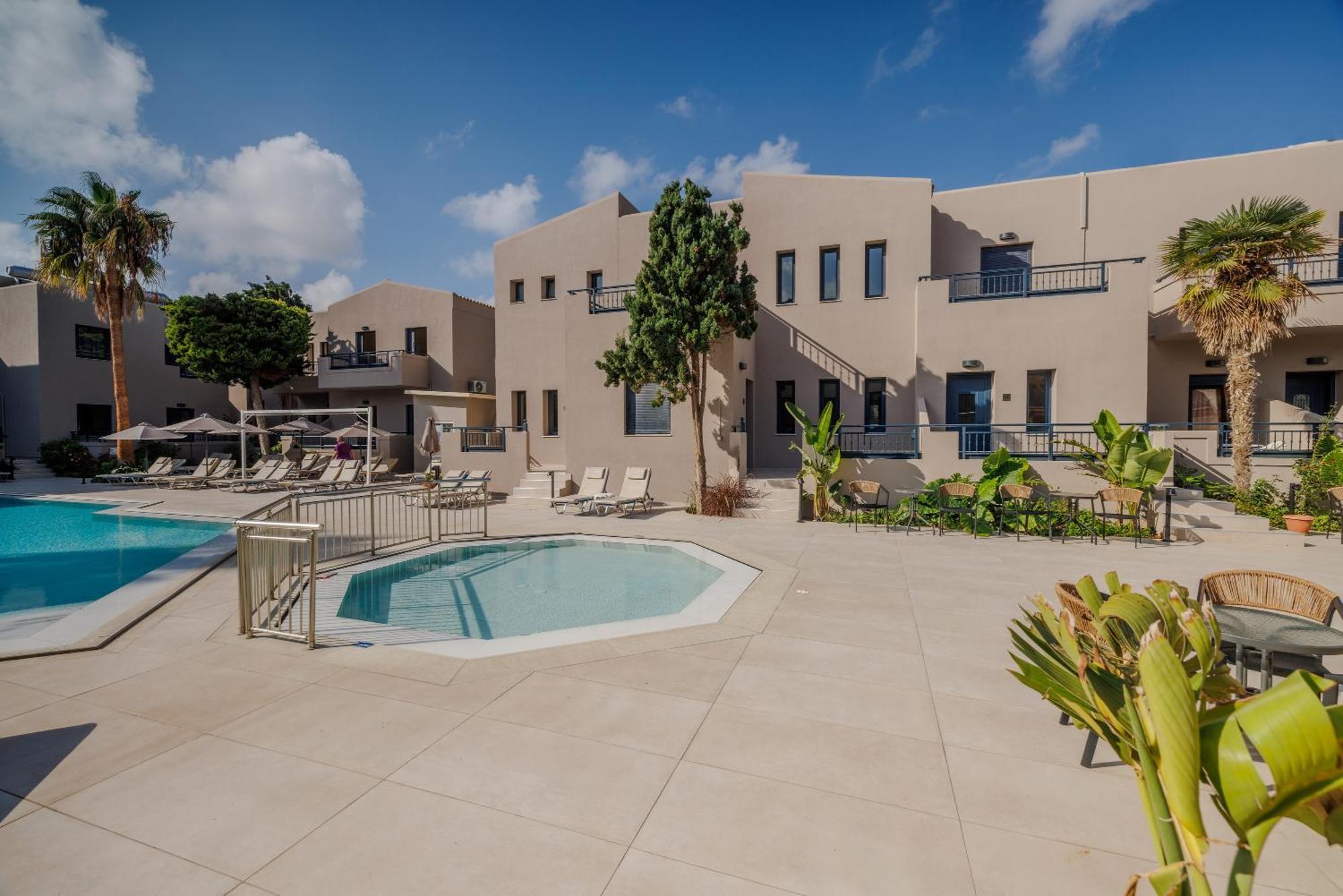 Blue Aegean Hotel & Suites Gouves Exterior photo