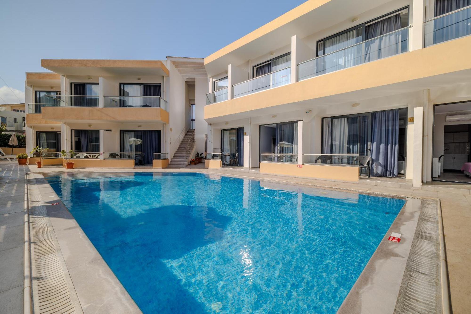 Blue Aegean Hotel & Suites Gouves Exterior photo